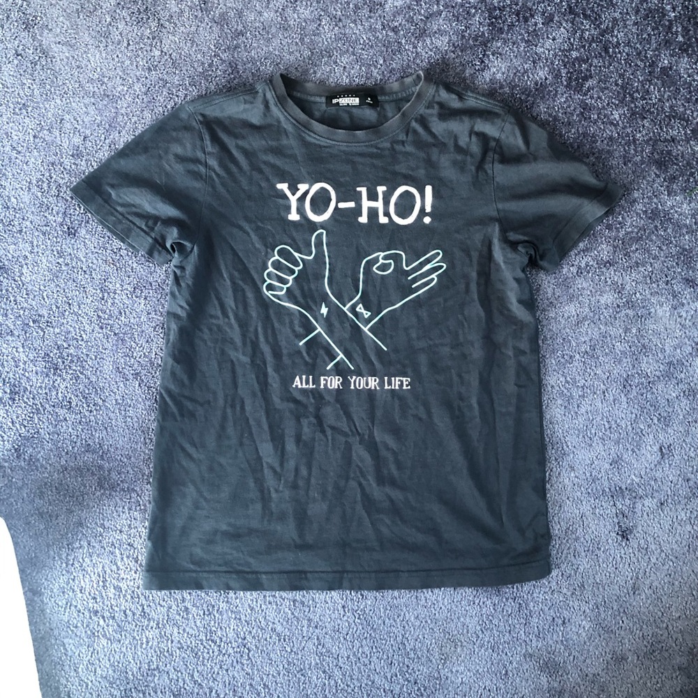 IP Zone short sleeve t shirt